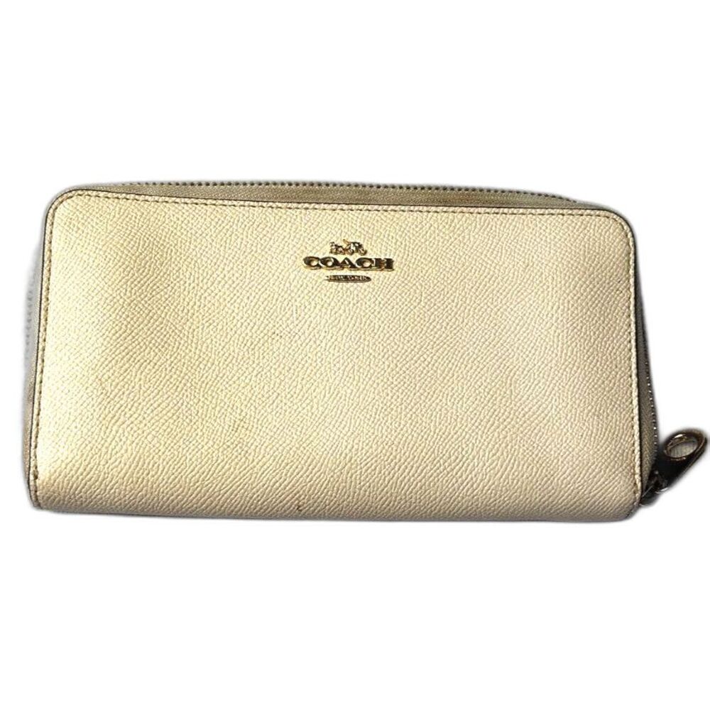 Coach C3441 Chalk Crossgrain Leather Zip Around Wallet No Strap